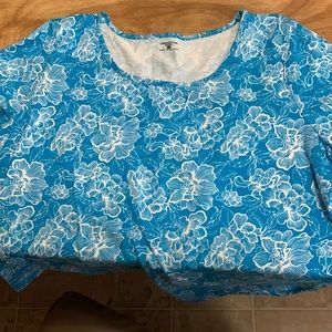 Jones New York short sleeved shirt